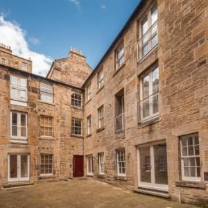 the Edmonstones Close Residence Edinburgh